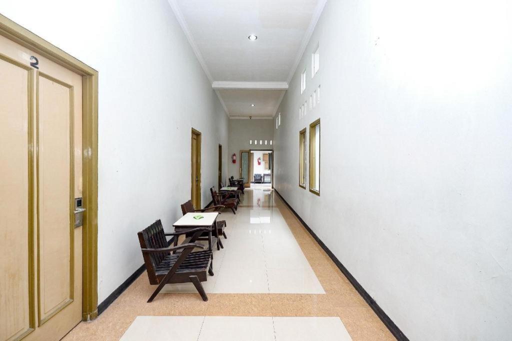 Super Oyo 2436 Kencana 2*