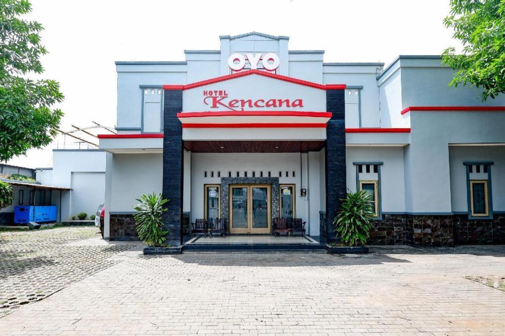 Super Oyo 2436 Kencana 2*