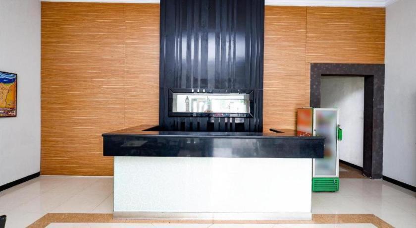 Hotel Super Oyo 2436 Kencana